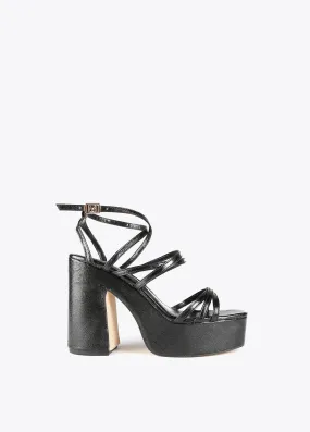 Sandalia de tiras Negro Lola Casademunt